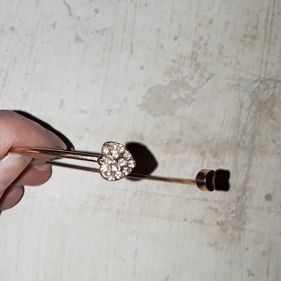 Gold Rhinestone Crystal Heart Cuff Bangle Bracelet - Picture 7 of 8